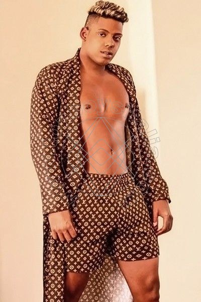 Foto hot di Kauan Berdinazzi boys Dubai