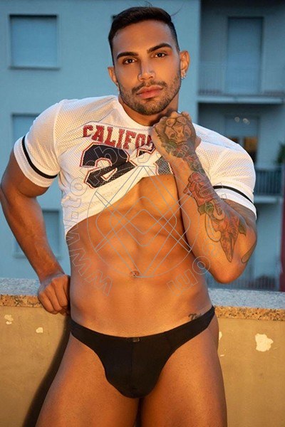Foto 2 di J. Andres Pornostar boys Torino