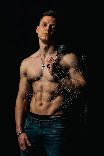Foto hot 1 di Alex puro boys Macerata
