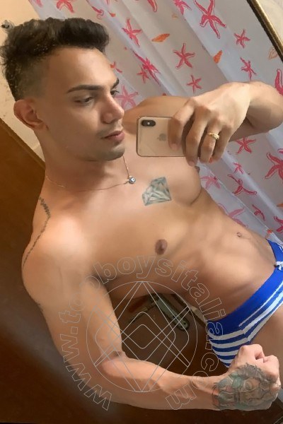 Foto selfie 4 di J. Andres Pornostar boys Torino