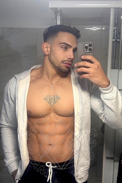 Foto selfie 3 di J. Andres Pornostar boys Torino