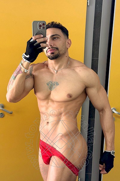 Foto selfie di J. Andres Pornostar boys Torino